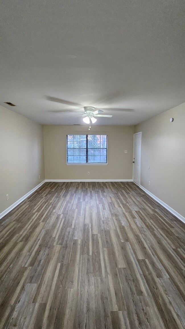 5105 Bradley St NW, Unit 5105 in Cleveland, TN - Foto de edificio - Building Photo