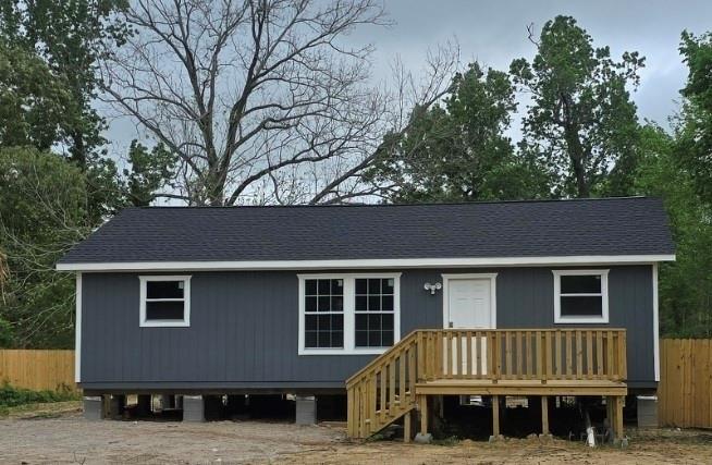 521 Berotte Dr in Ames, TX - Building Photo