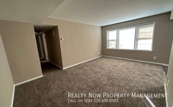 2817 Noble Rd in Cleveland Heights, OH - Building Photo - Building Photo