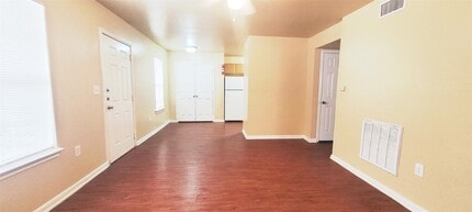 8210 Bauman Rd in Houston, TX - Building Photo - Building Photo