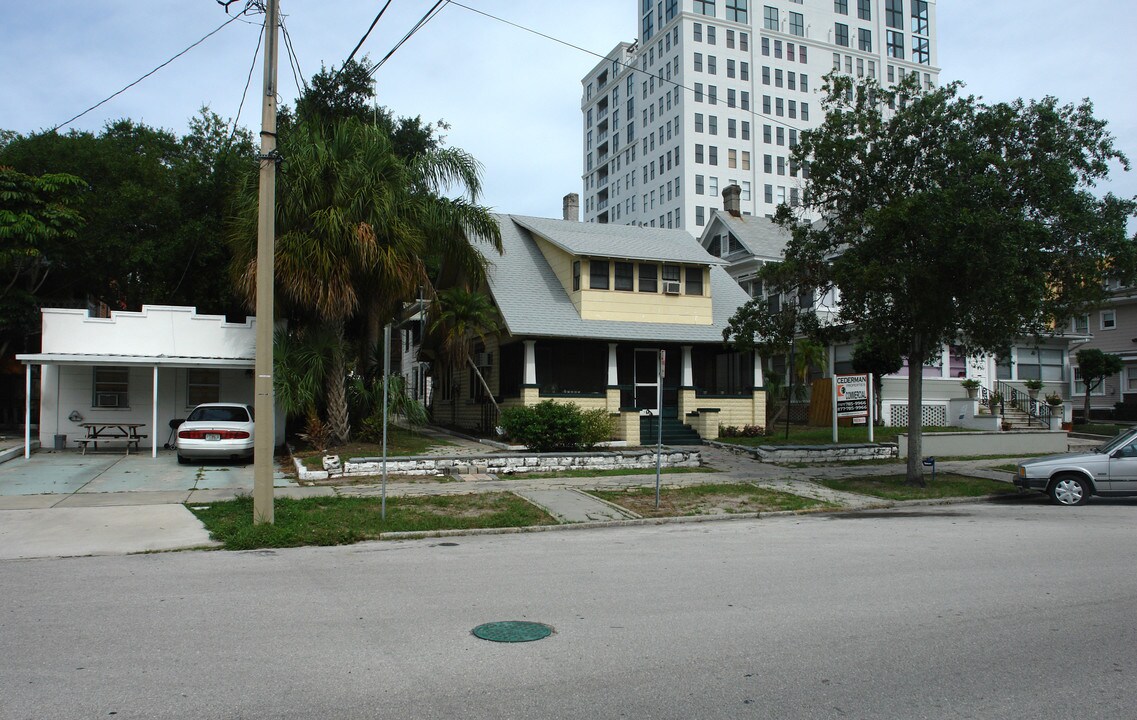 416 2nd St N in St. Petersburg, FL - Building Photo