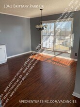 1041 Brittany Park Dr in Nashville, TN - Building Photo - Building Photo