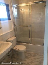 1342 N Highland Ave in Los Angeles, CA - Building Photo - Building Photo