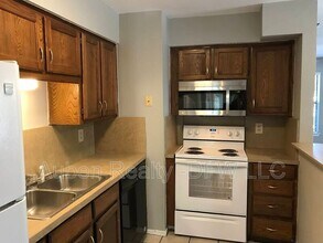 118 Maple St in Arlington, TX - Building Photo - Building Photo