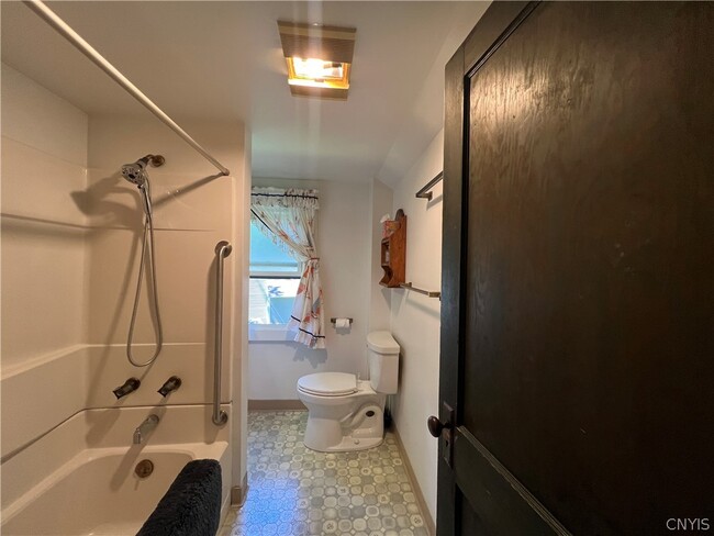 property at 3177 E Lake Rd