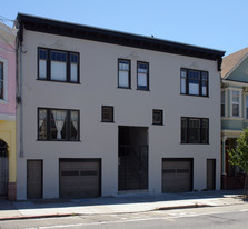 2711 Bryant St Apartments