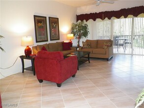 8681 Piazza Del Lago Cir in Estero, FL - Building Photo - Building Photo