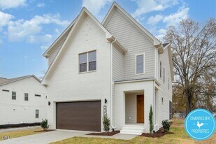 2300 Broad St in Durham, NC - Building Photo