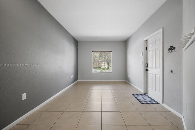 2741 SW 120th Ter in Miramar, FL - Building Photo - Building Photo