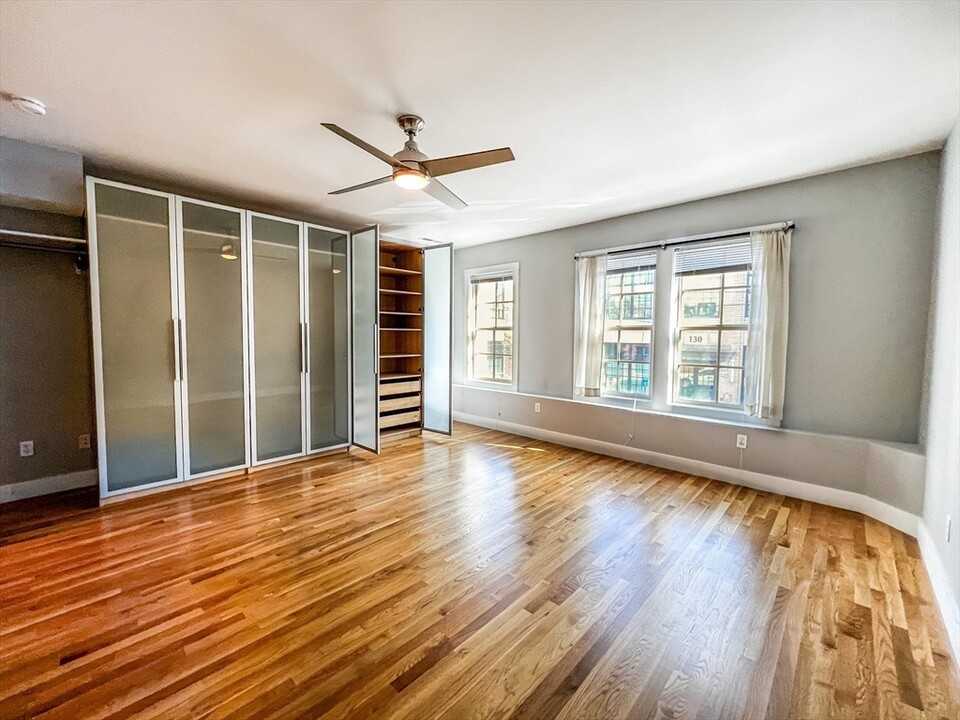 155 Brookline St in Cambridge, MA - Building Photo
