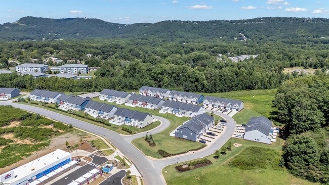 46 Mardale Ln in Greenville, SC - Building Photo - Building Photo