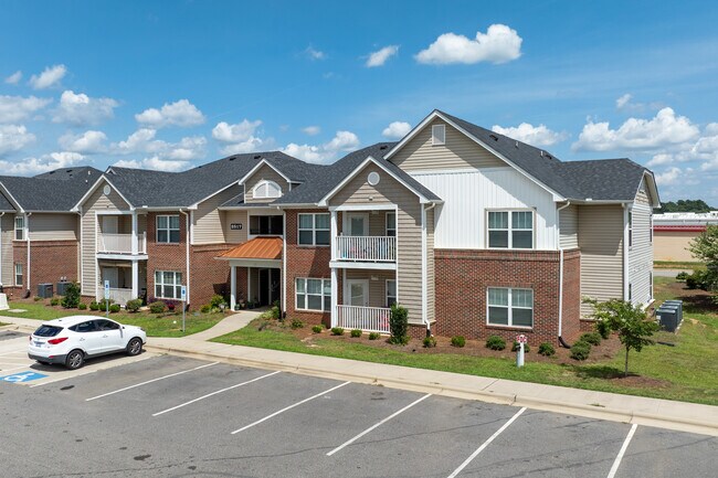 McArthur Park Apartments