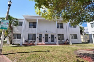 8110 Crespi Blvd in Miami Beach, FL - Building Photo - Building Photo