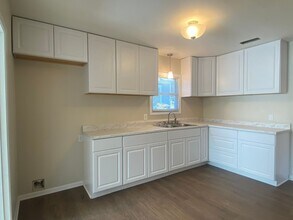 509 E 12th Ave in Belton, TX - Building Photo - Building Photo