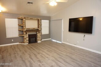 2046 N Parish Ln in Casa Grande, AZ - Building Photo - Building Photo