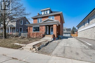 293 Dundas St E in Hamilton, ON - Building Photo