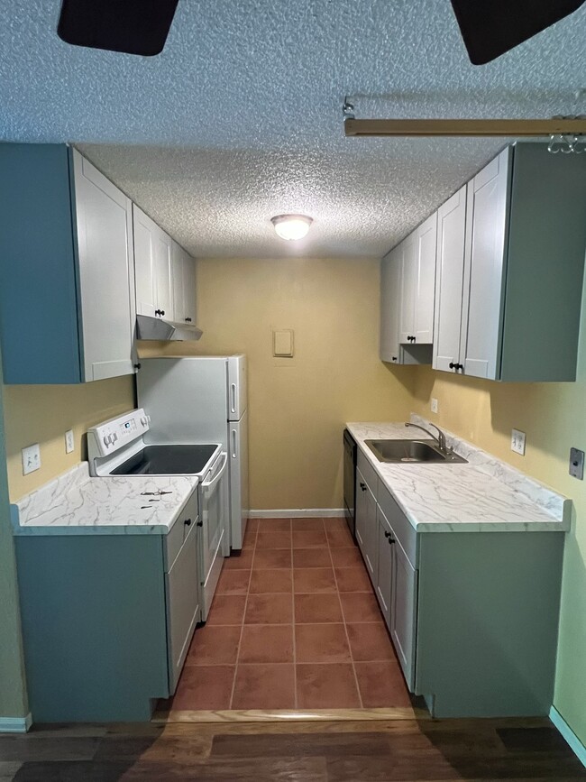property at 3250 Oneal Cir