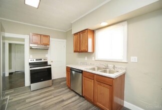 124 Eaton Ave in Hamilton, OH - Building Photo - Building Photo