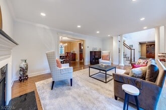 7 Byron Rd in Millburn, NJ - Building Photo - Building Photo