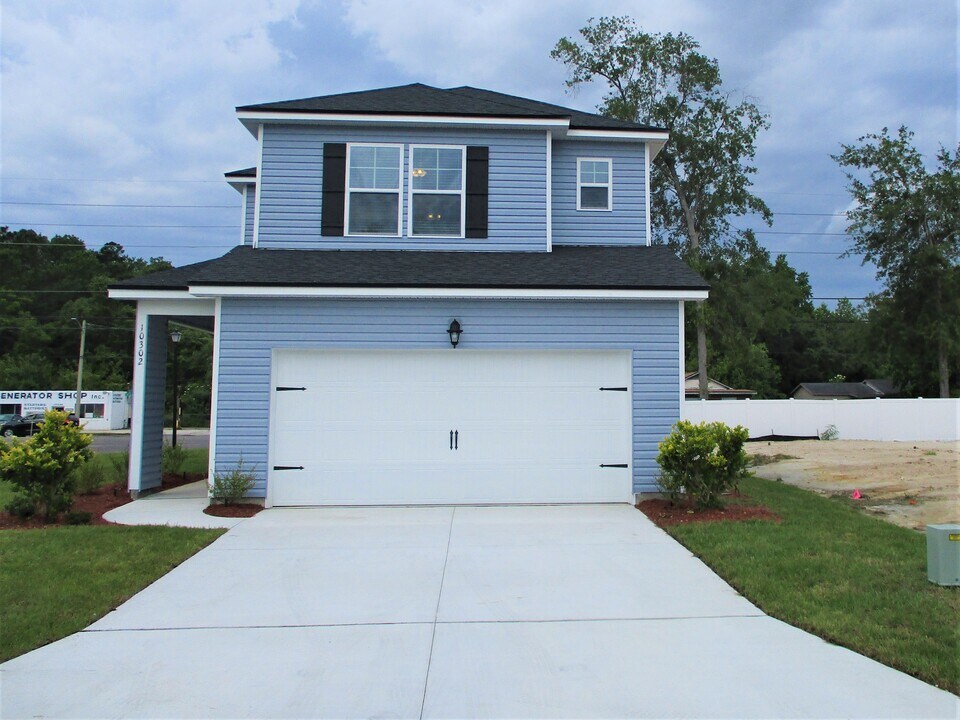 10302 Watercrest Ct in Jacksonville, FL - Building Photo