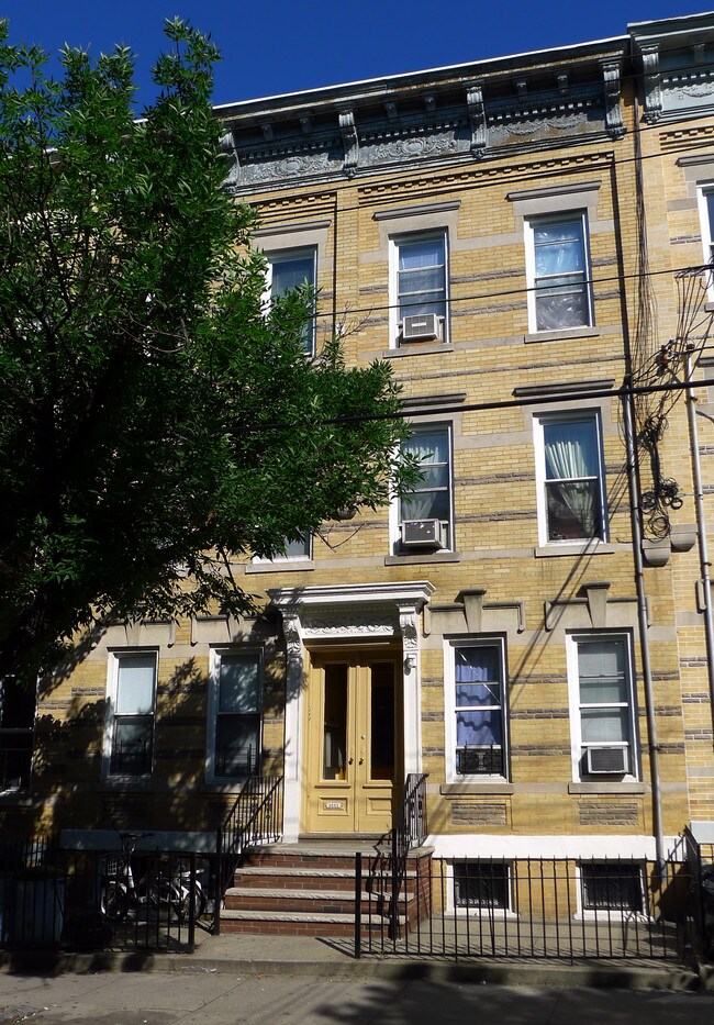 2053 Gates Ave in Flushing, NY - Building Photo - Building Photo