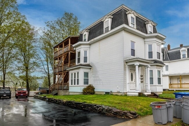 property at 32 Pearl St