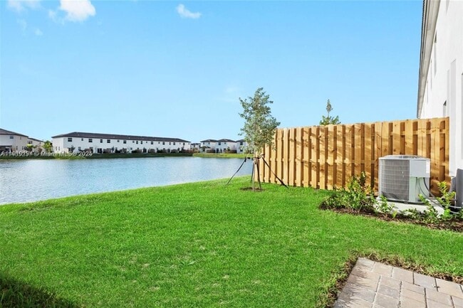 12900 NW 22nd Pl in Westview, FL - Building Photo - Building Photo