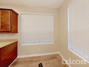 3455 Oak Brook Ln in Eustis, FL - Building Photo - Building Photo