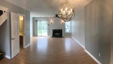 8259 Golf Ridge Dr in Charlotte, NC - Building Photo - Building Photo