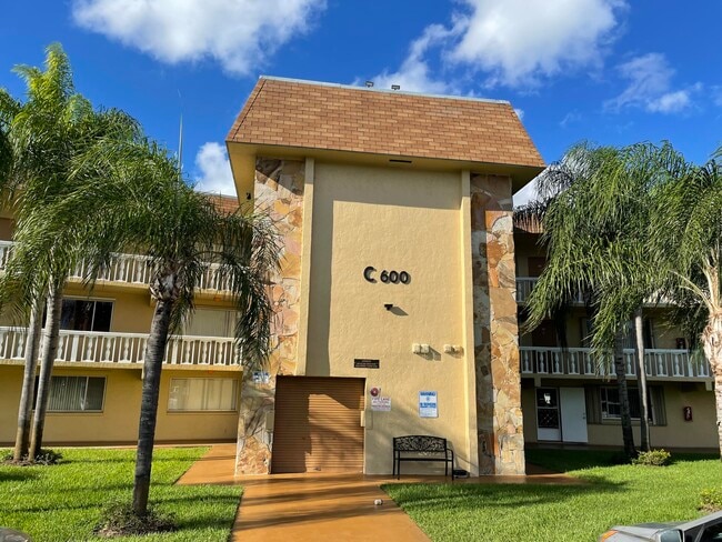property at 600 Village Green Ct