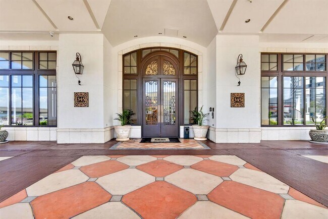 property at 345 Bayshore Blvd