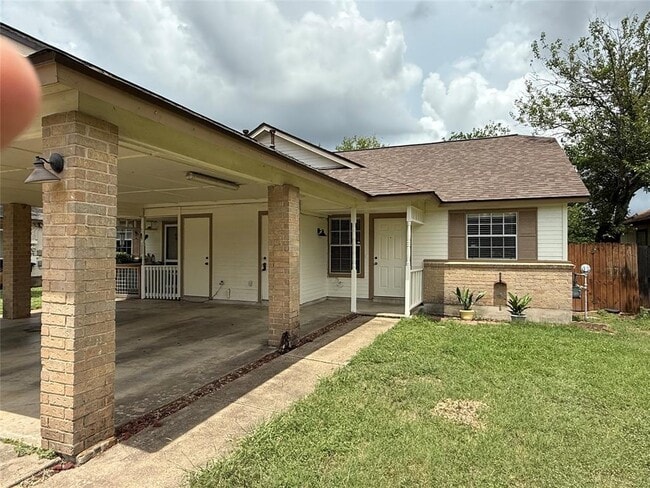 7706 Brodie Ln in Austin, TX - Building Photo - Building Photo