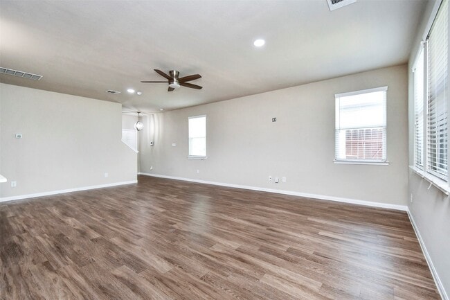 property at 18638 Lansdowne Stream Path