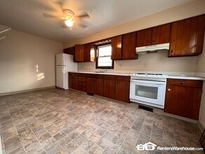 3320 Valdez Ct in Des Moines, IA - Building Photo - Building Photo