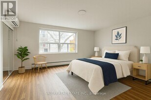 107 Redpath Ave in Toronto, ON - Building Photo