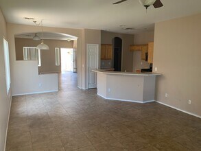 12438 W Jefferson St in Avondale, AZ - Building Photo - Building Photo