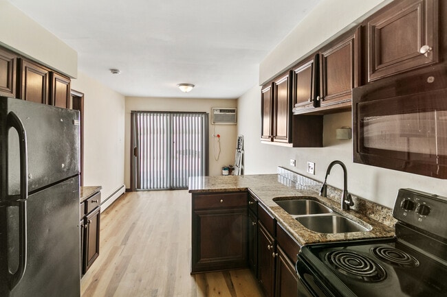 2450 Terrace Ave in Lynwood, IL - Building Photo - Building Photo