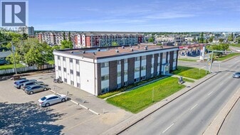 9515-9100 100 Ave. in Grande Prairie, AB - Building Photo