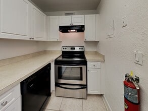 2529 Caper Ln in Maitland, FL - Building Photo - Building Photo