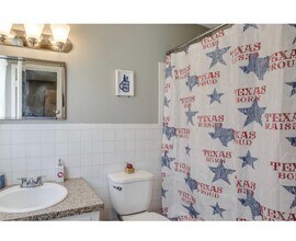 5456 6th Pl in Lubbock, TX - Building Photo - Building Photo