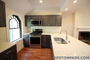 65 Beech Glen St, Unit 2 in Boston, MA - Building Photo