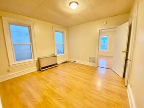 54 Intervale Ave in Burlington, VT - Building Photo - Building Photo