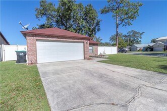 832 Oak Manor Cir in Orlando, FL - Building Photo - Building Photo