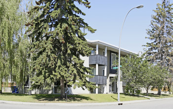 Woodlock in Calgary, AB - Building Photo - Building Photo