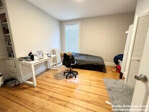 9 Mount Pleasant Ave, Unit 2 in Boston, MA - Foto de edificio - Building Photo