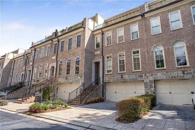 property at 58 Sheridan Dr NE