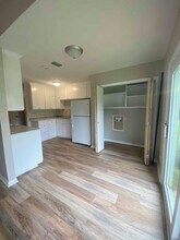 301 1st St in Palestine, TX - Building Photo - Building Photo