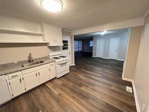 1121 Kitt Pl in Raleigh, NC - Building Photo - Building Photo