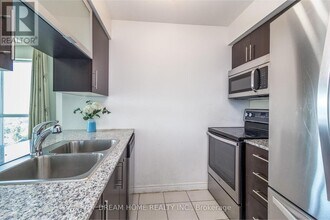 50 Town Centre Court in Toronto, ON - Building Photo - Building Photo