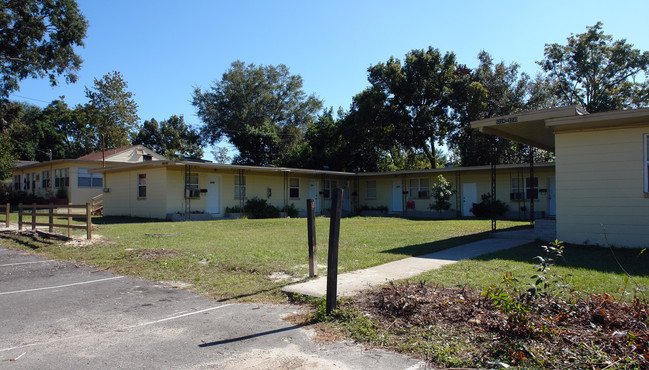 5216-5224 Lexington Ave in Jacksonville, FL - Building Photo - Building Photo